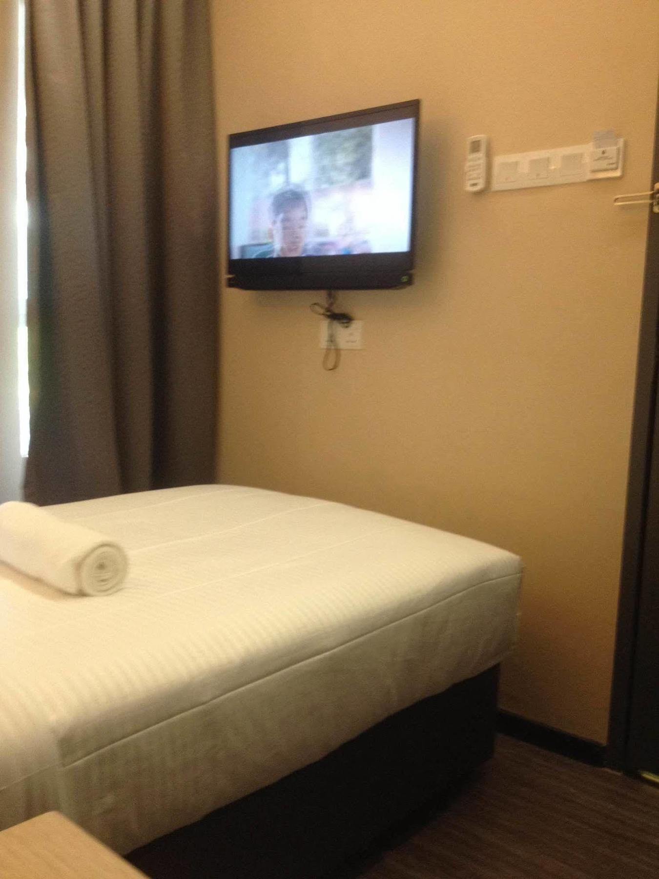 Hotel Smile Danau Kota 2*